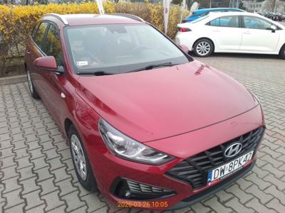 i30