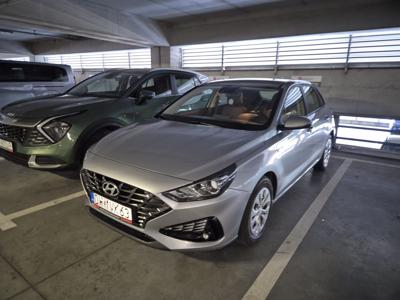 I30