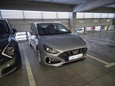 I30