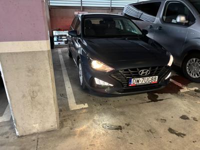 I30