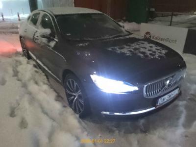 S90