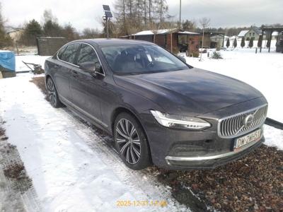 S90