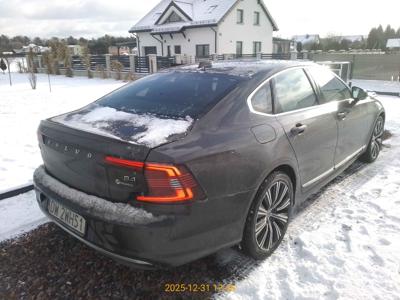 S90