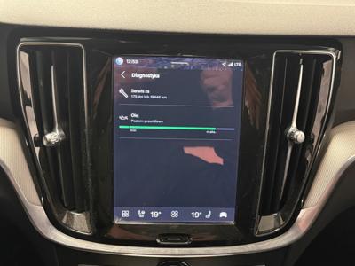 V60