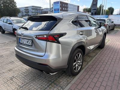 NX 200 T