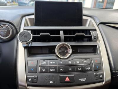 NX 200 T