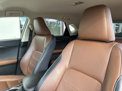 NX 200 T