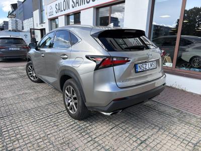 NX 200 T
